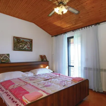 Apartamento Peaceful In With Garden *