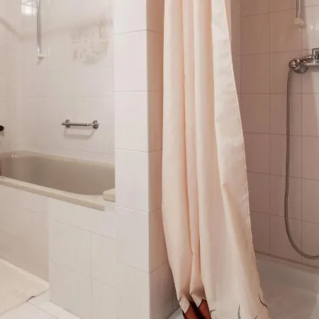 Peaceful In With Garden Apartamento